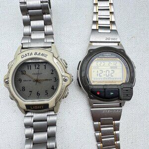 Lot of 2 Vintage Casio Digital Watches - Voice Memo A-V3 Casio ABX-24 Data Bank